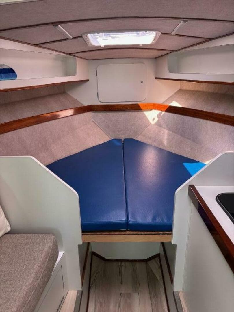 1987 Chris-Craft 284