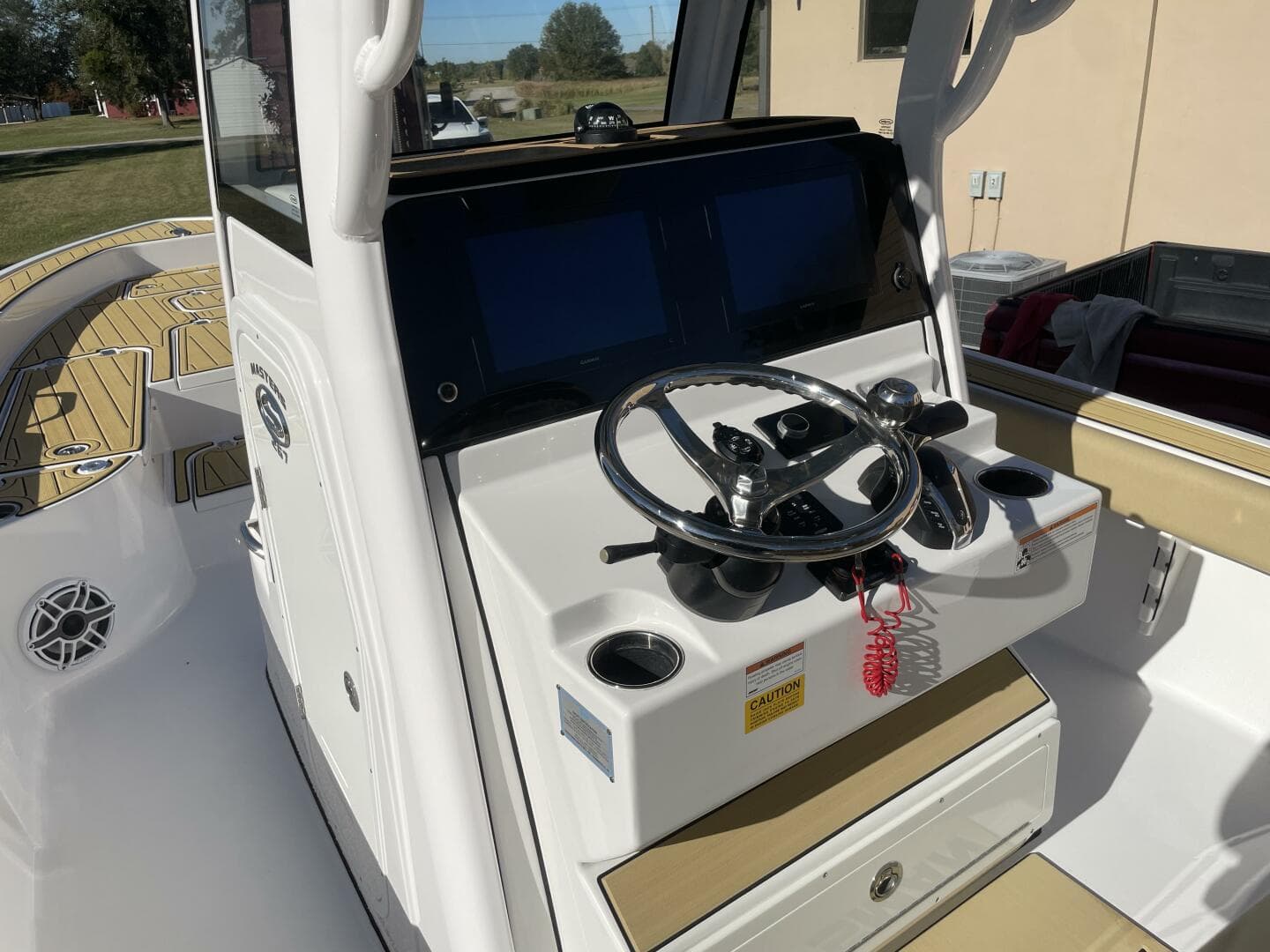 2023 Sportsman Masters 267 Bay Boat