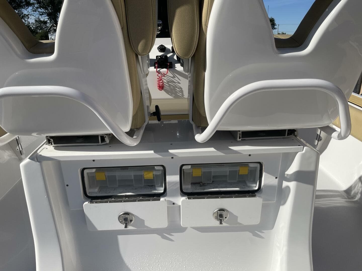 2023 Sportsman Masters 267 Bay Boat