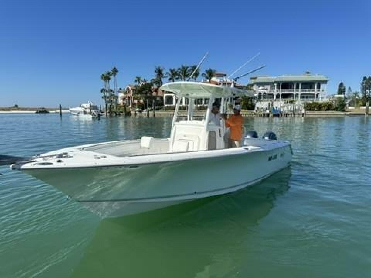 2014 Sea Hunt 27 Gamefish Forward Seating