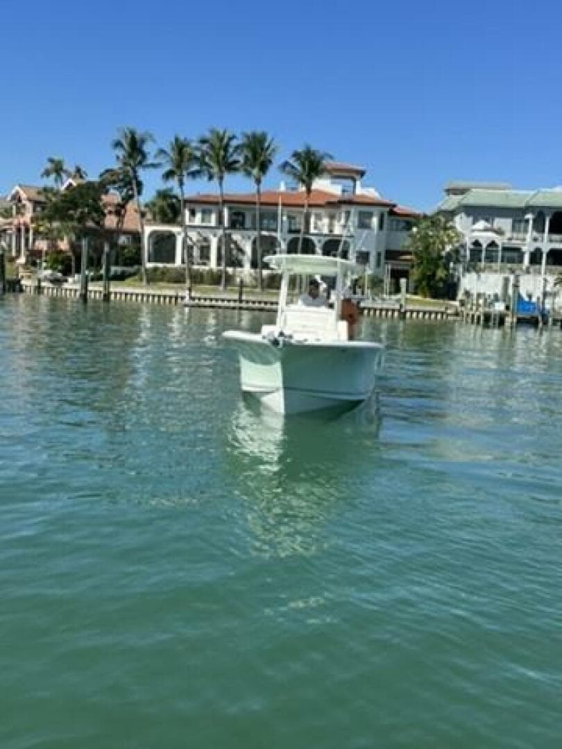2014 Sea Hunt 27 Gamefish Forward Seating