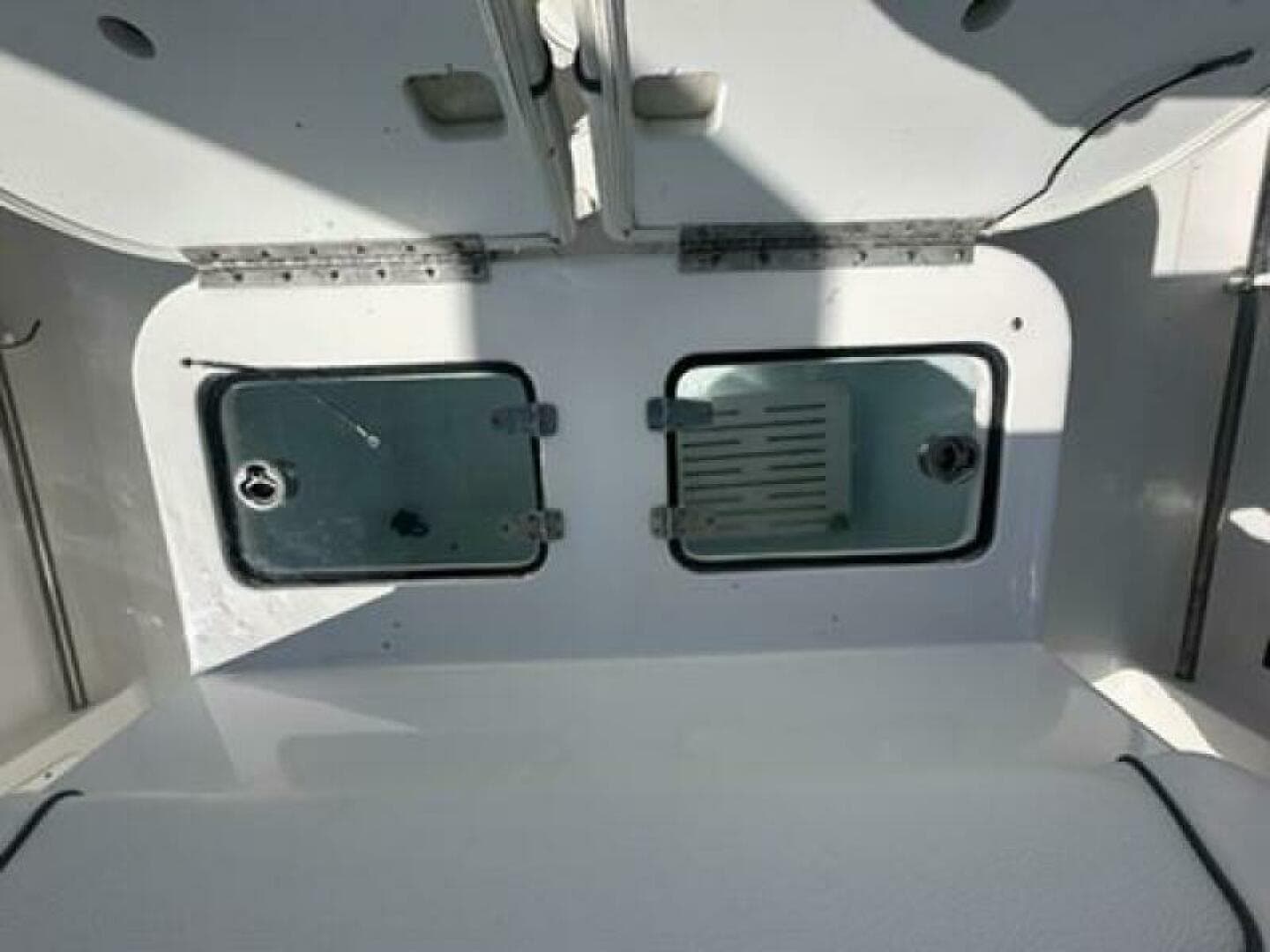 2014 Sea Hunt 27 Gamefish Forward Seating