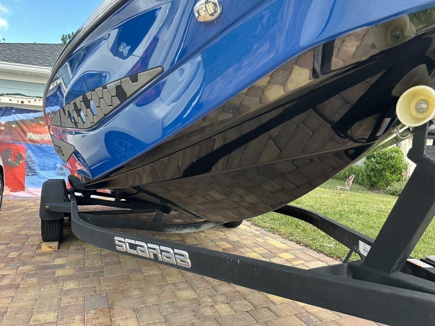 2021 Scarab 215