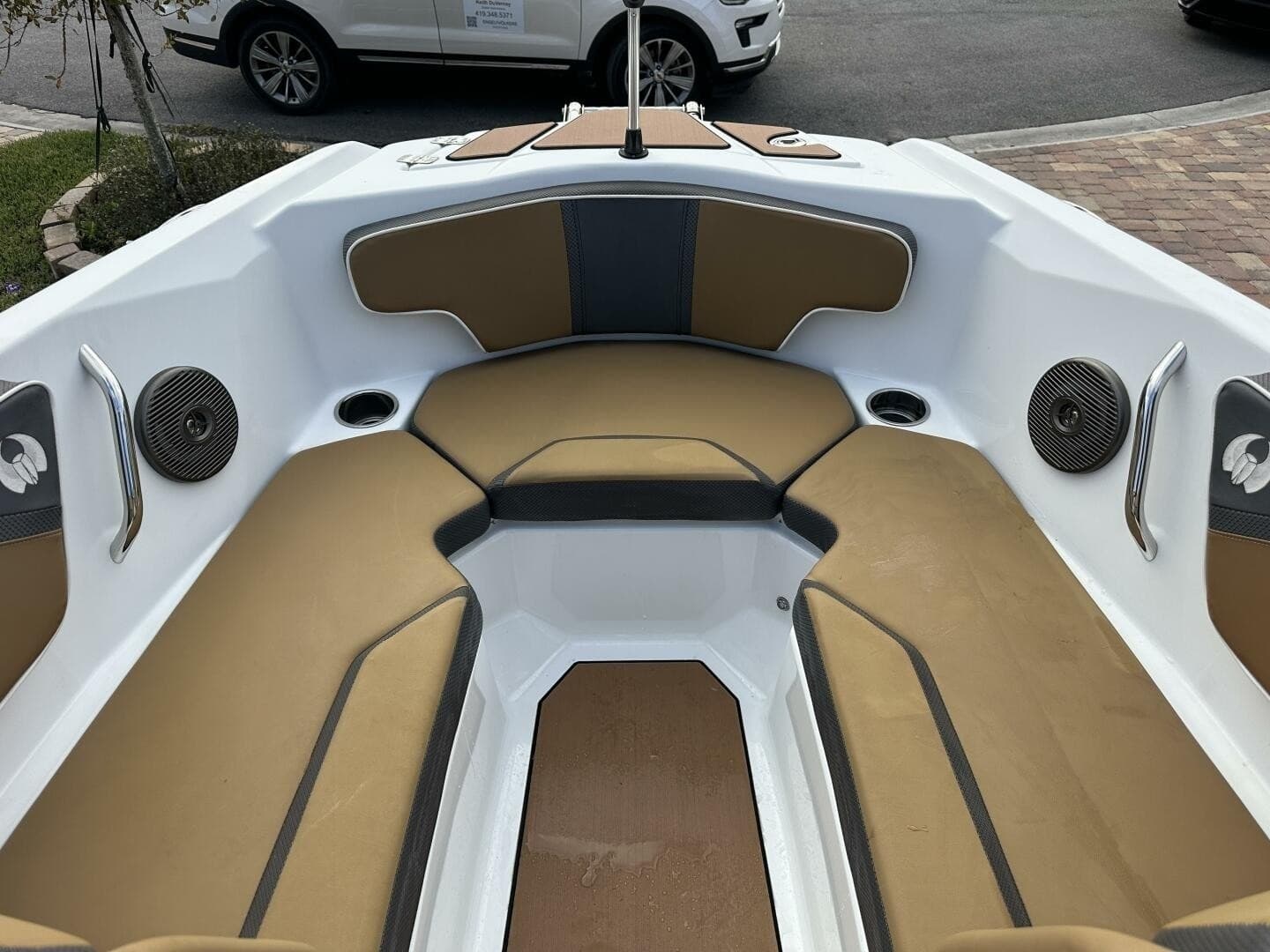 2021 Scarab 215