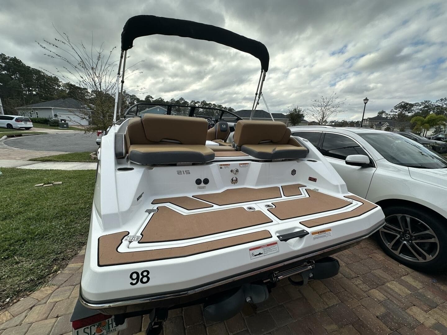 2021 Scarab 215