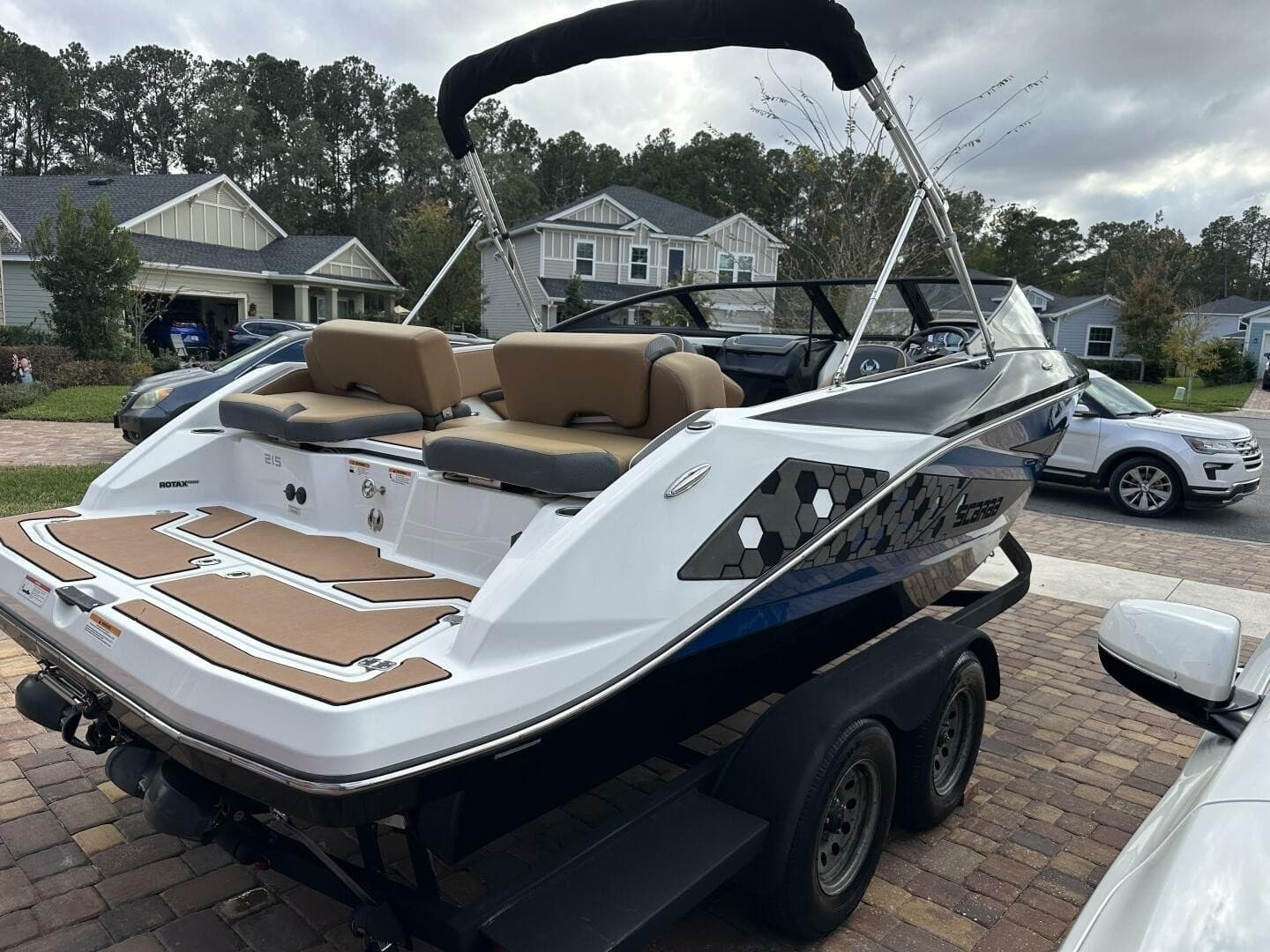 2021 Scarab 215