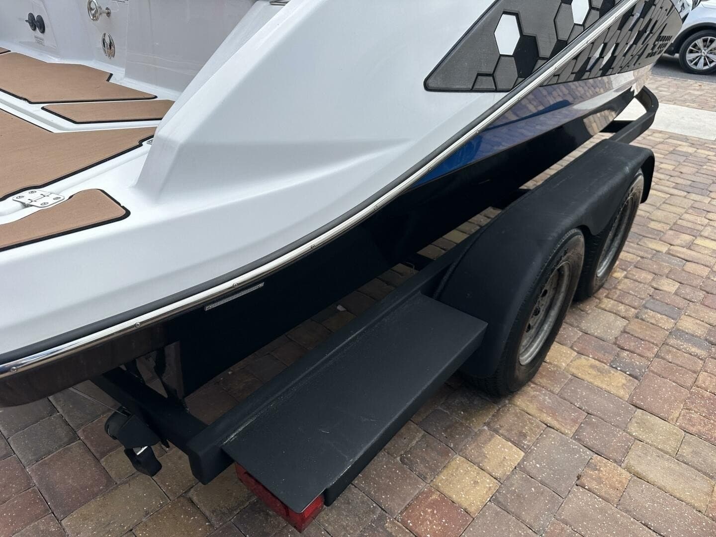 2021 Scarab 215