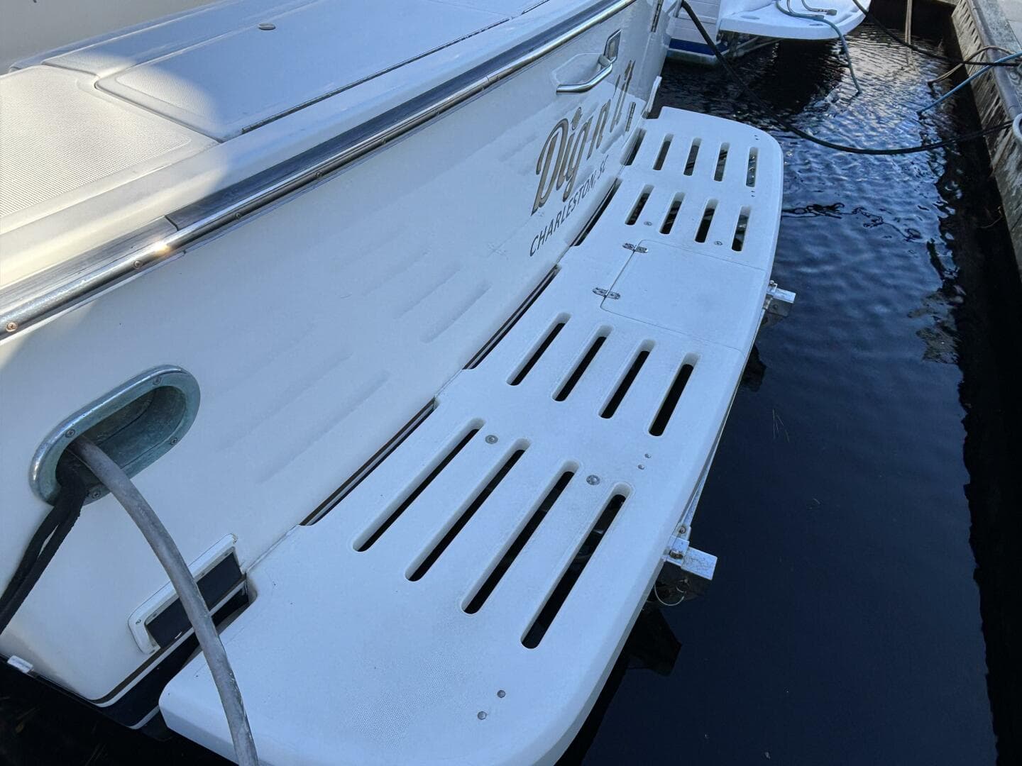 1993 Tiara Yachts 4300 Convertible