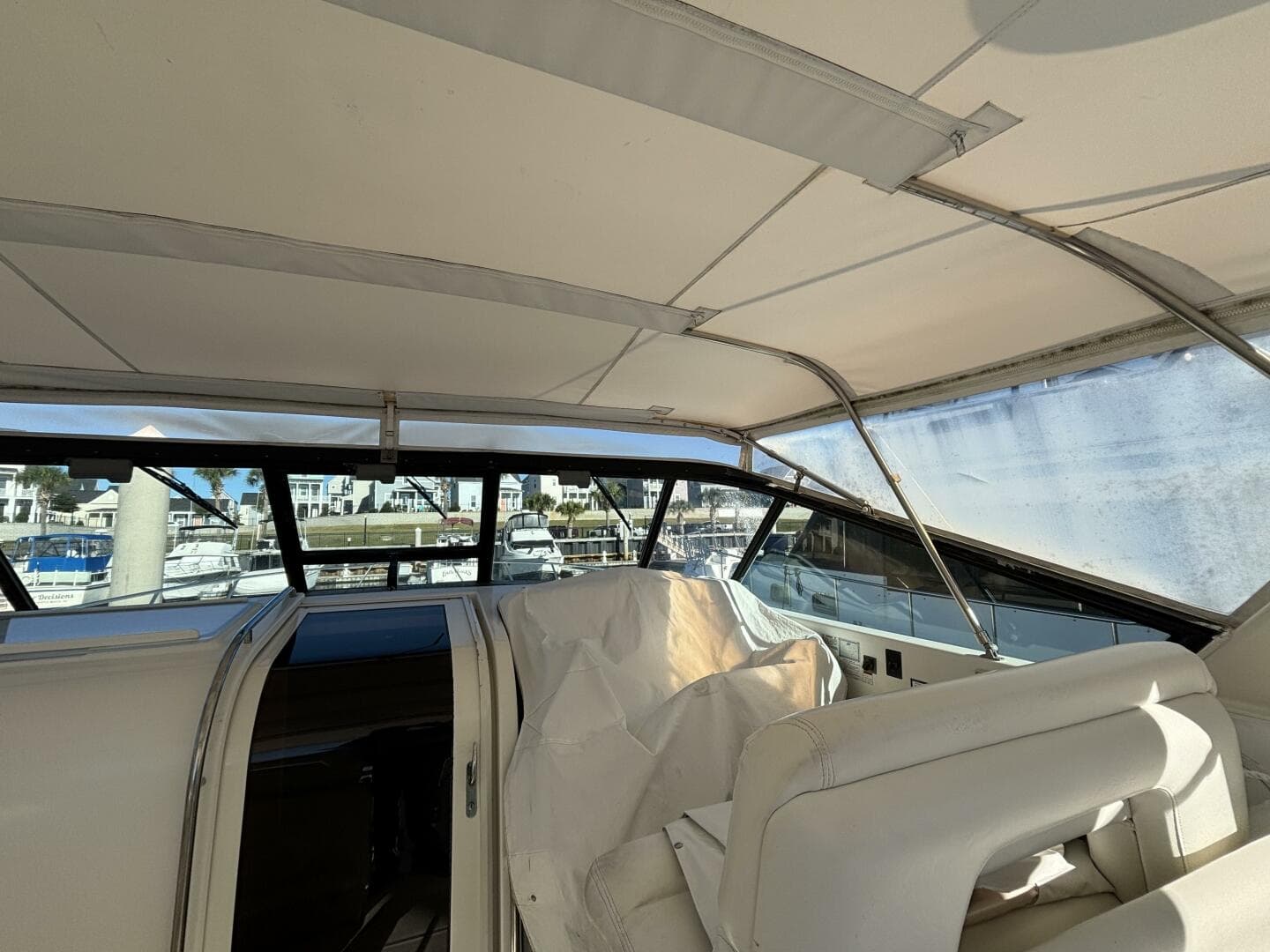 1993 Tiara Yachts 4300 Convertible