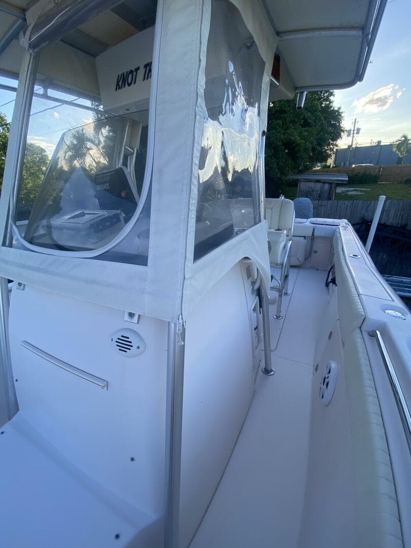 2007 Grady-White Chase 273