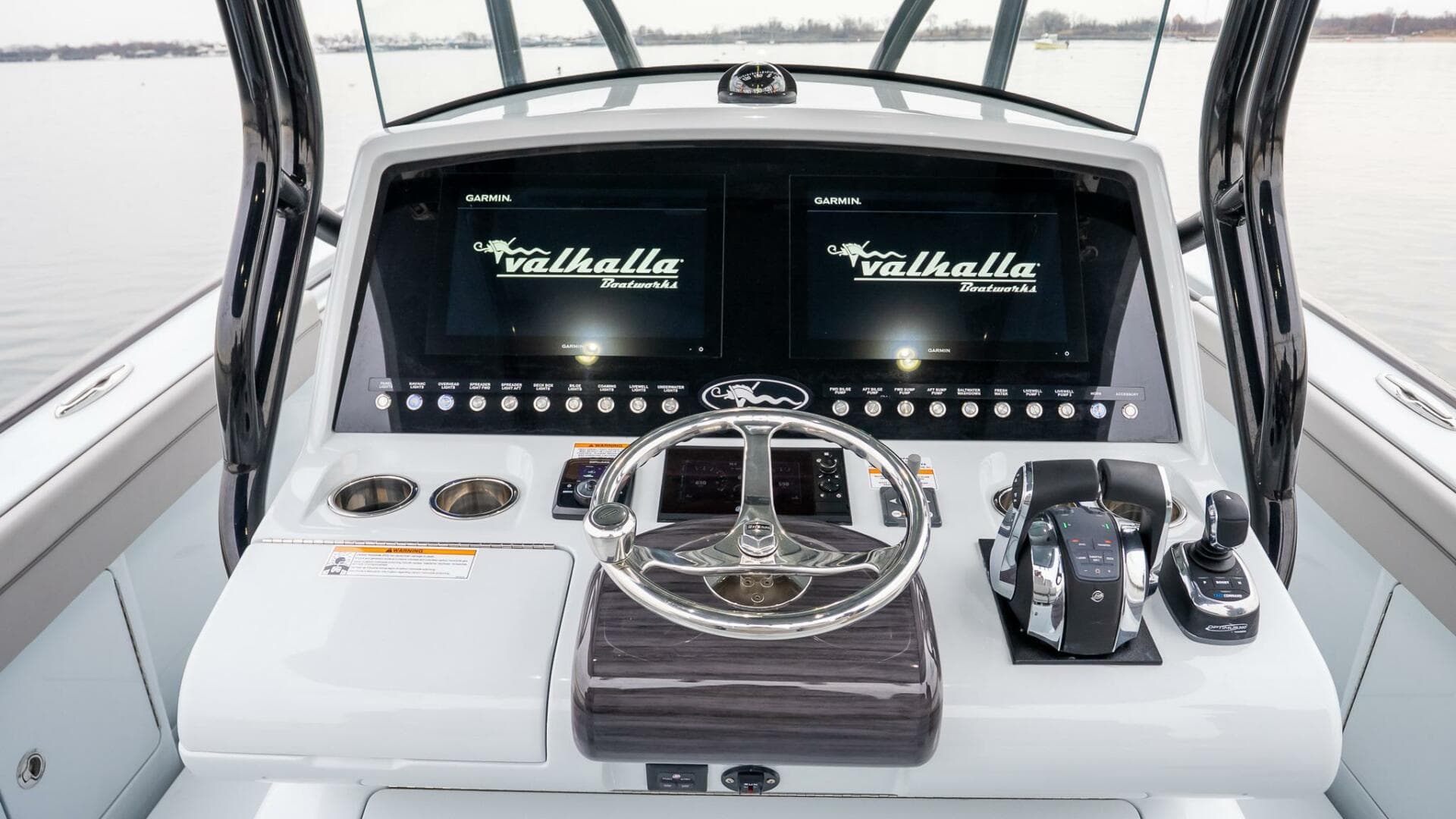 2023 Valhalla Boatworks V-33