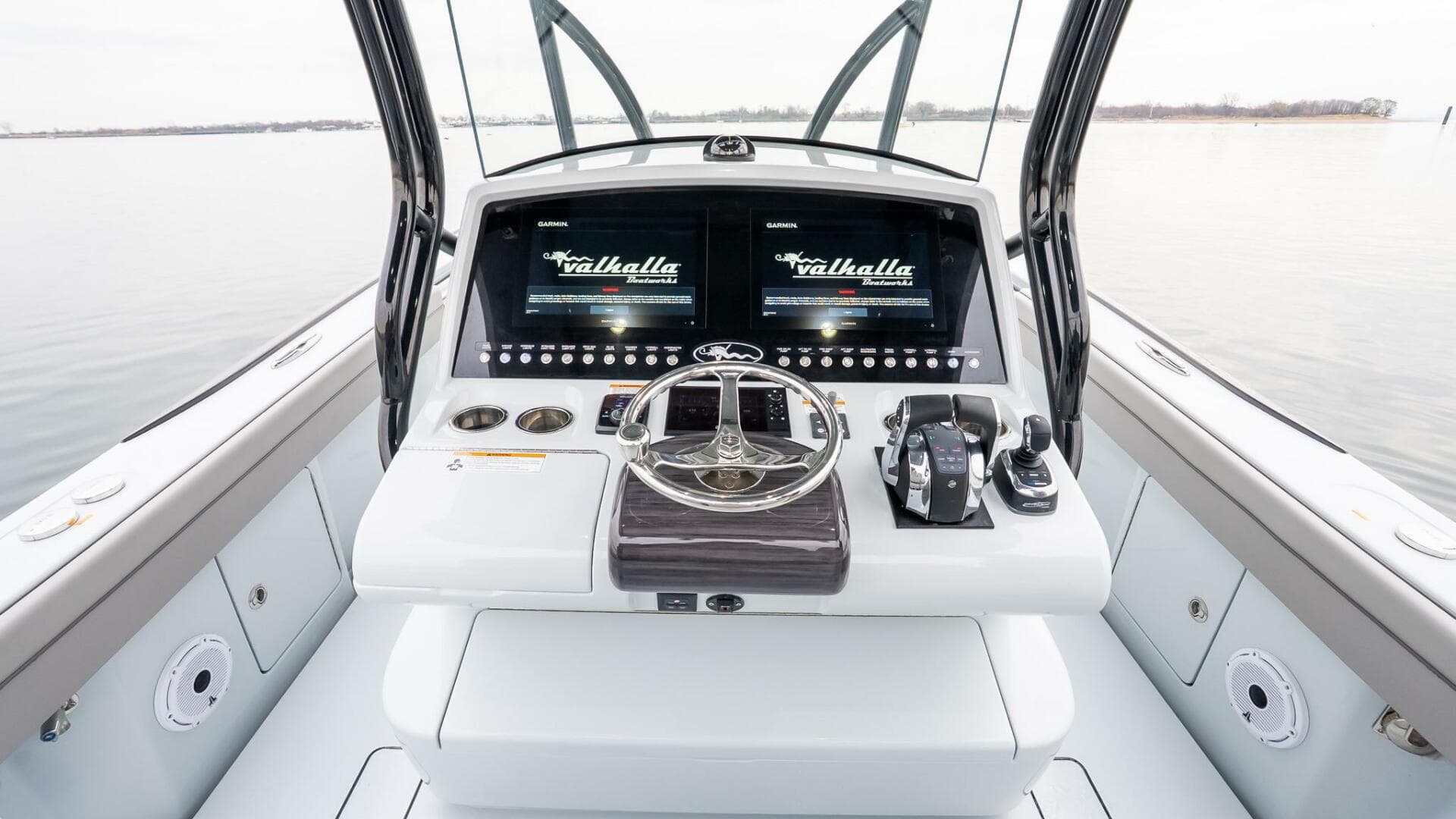 2023 Valhalla Boatworks V-33