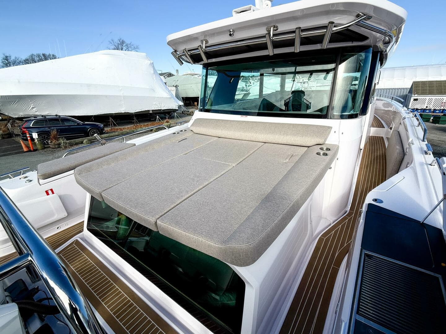 2024 Axopar 45 XC Cross Cabin