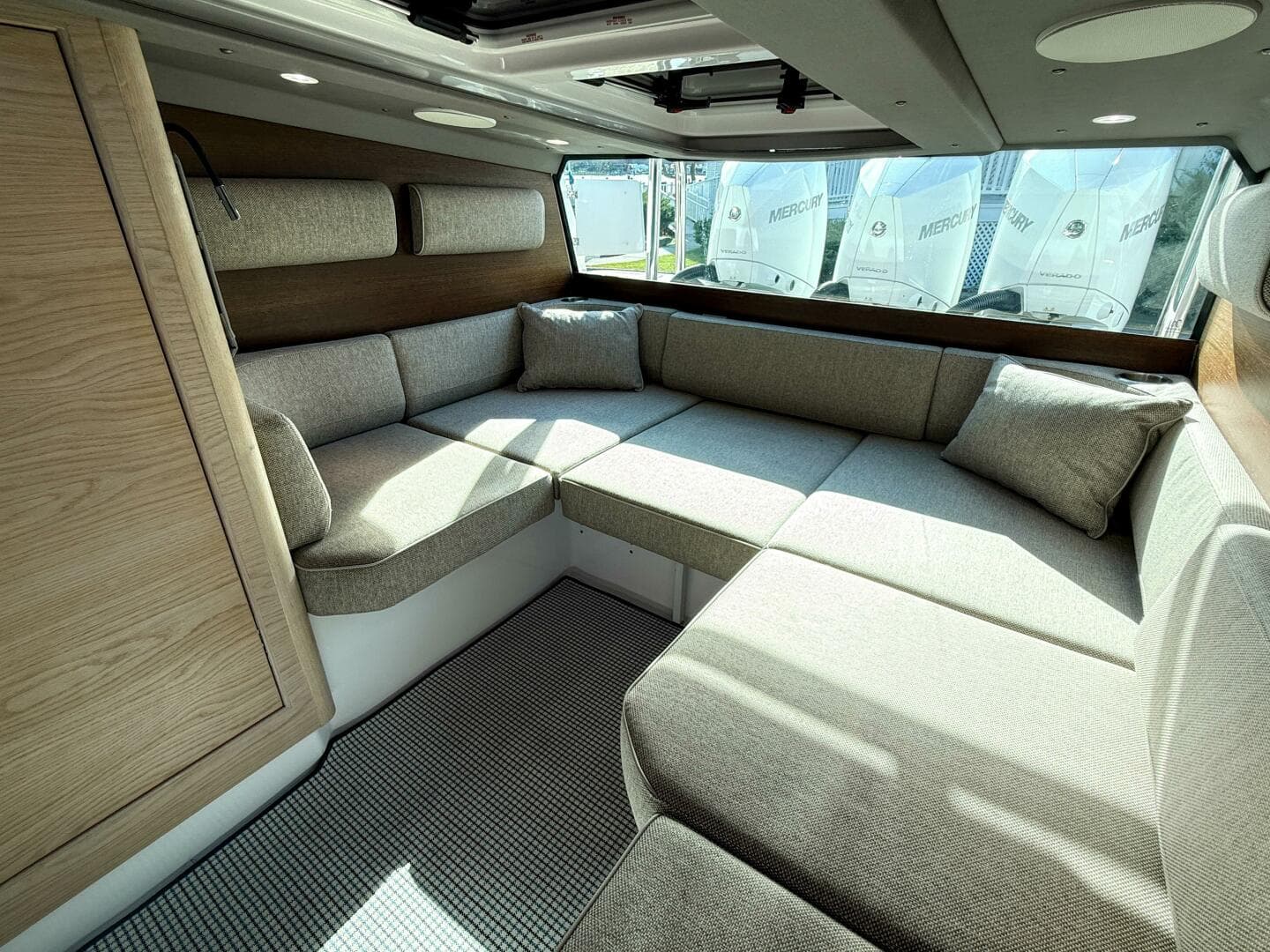 2024 Axopar 45 XC Cross Cabin