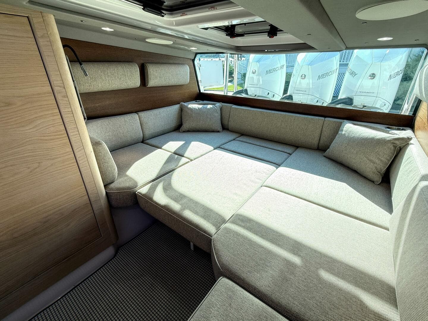 2024 Axopar 45 XC Cross Cabin