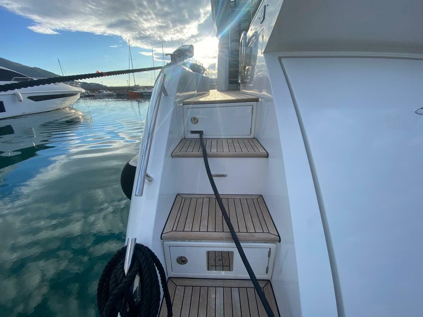 2016 Azimut 77S