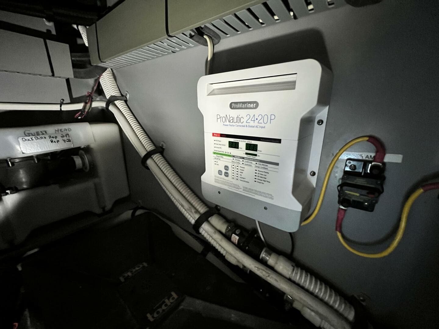 2003 Sea Ray 480 Sedan Bridge