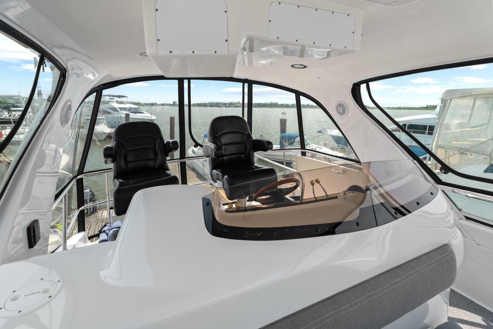 2003 Sea Ray 480 Sedan Bridge