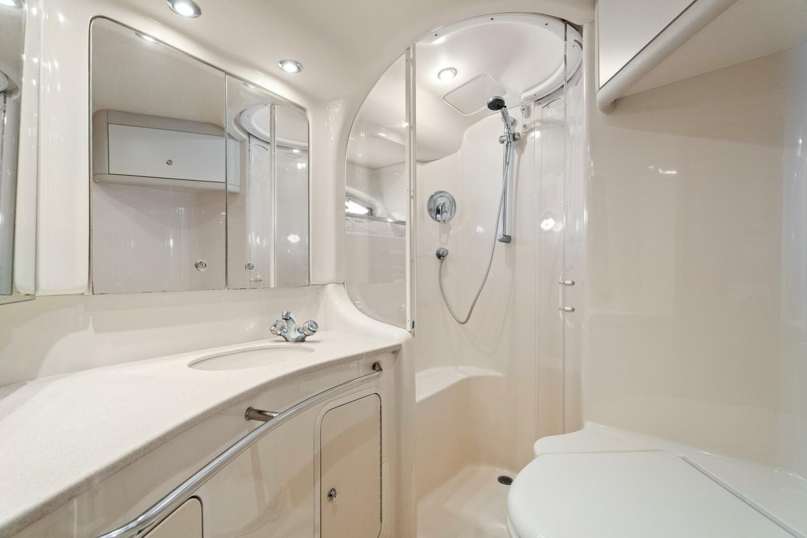 2003 Sea Ray 480 Sedan Bridge