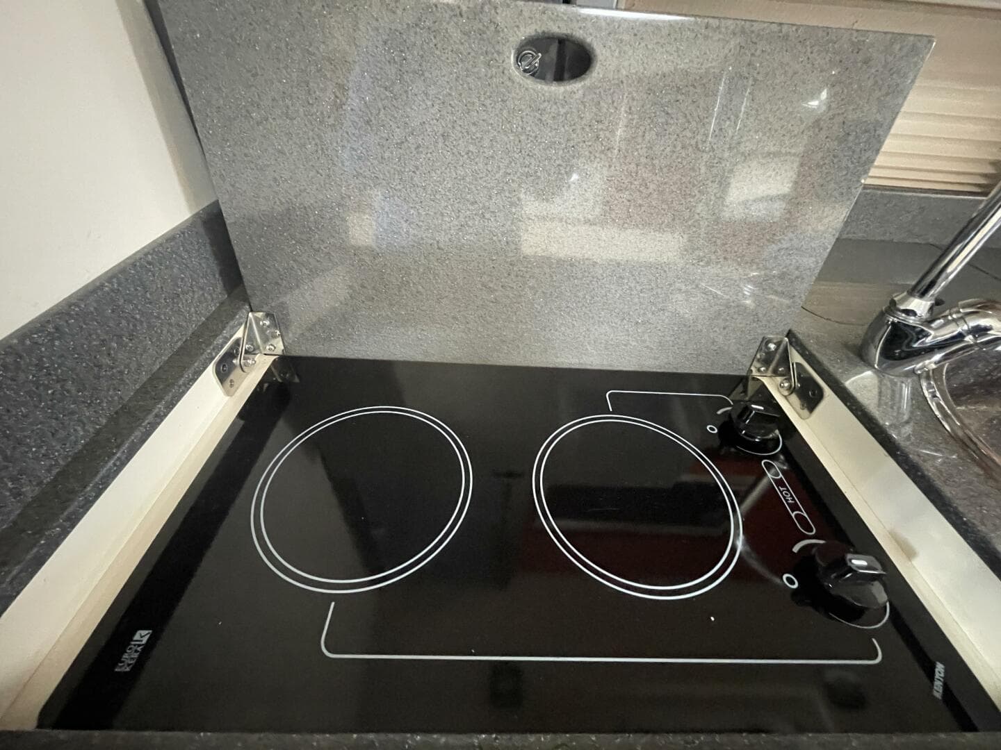 2011 Formula 34PC range top