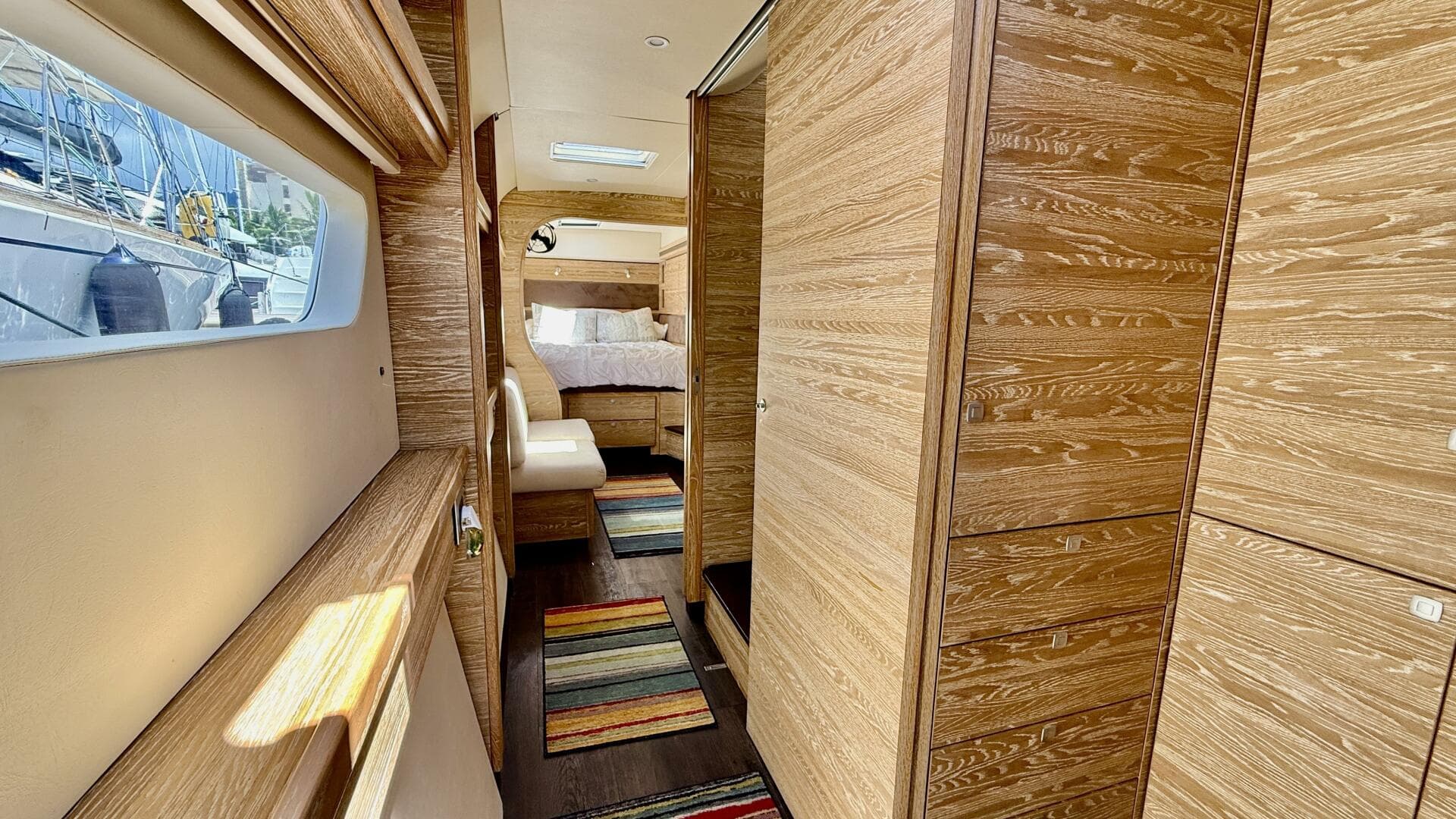 2017 Xquisite Yachts X5