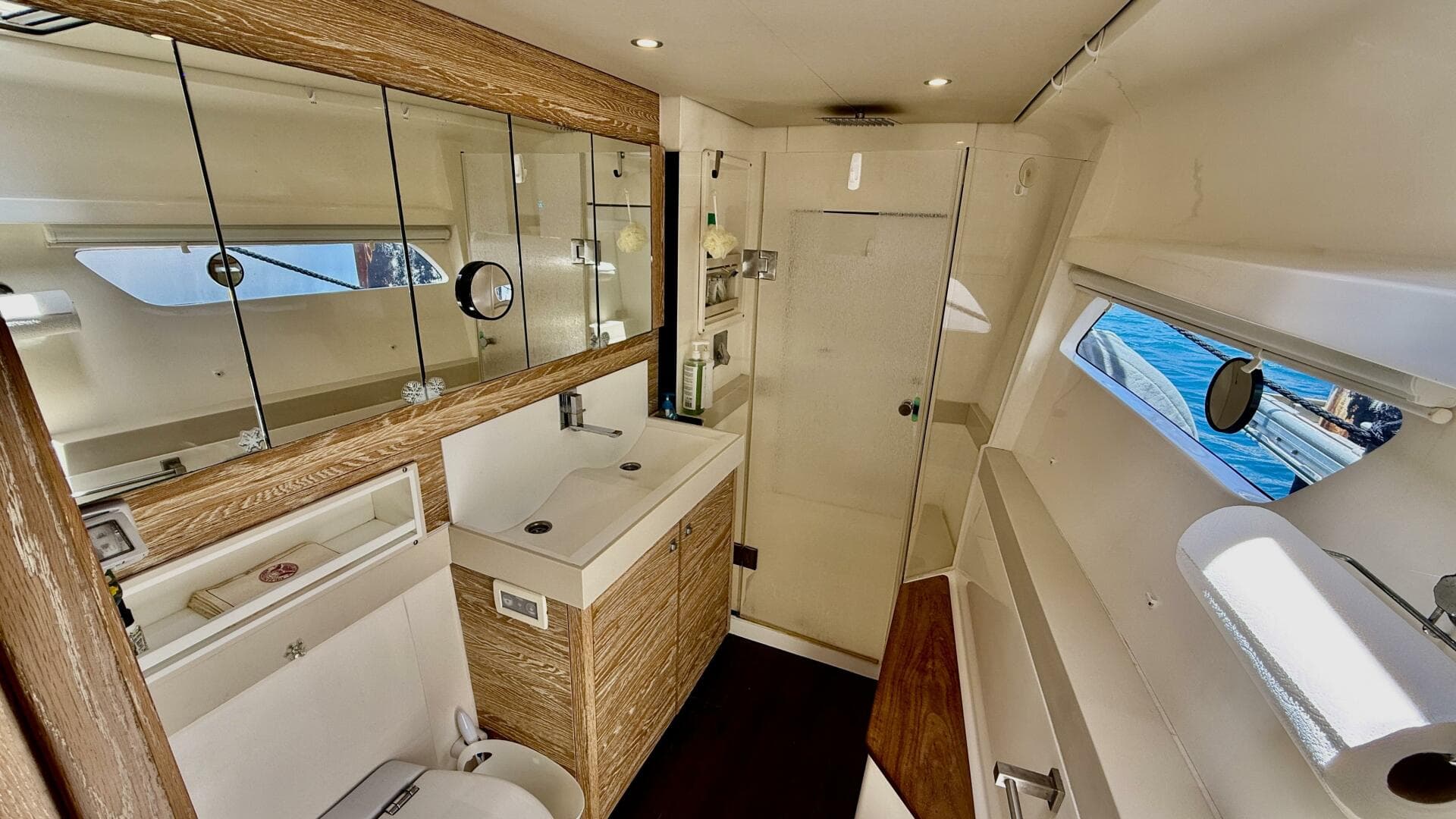 2017 Xquisite Yachts X5