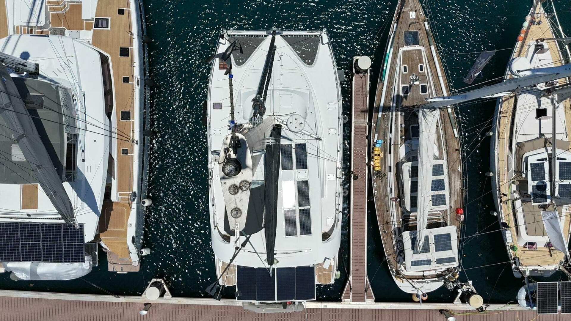 2017 Xquisite Yachts X5