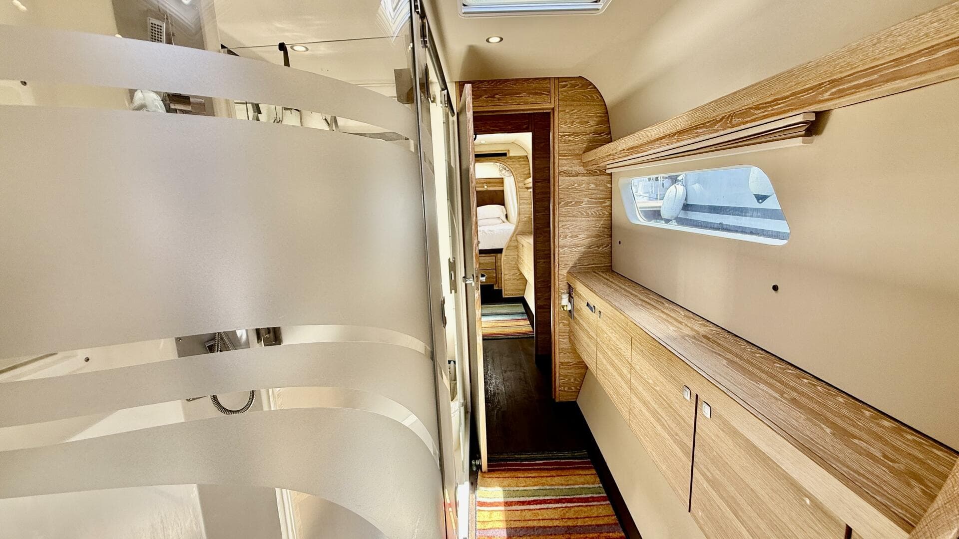 2017 Xquisite Yachts X5