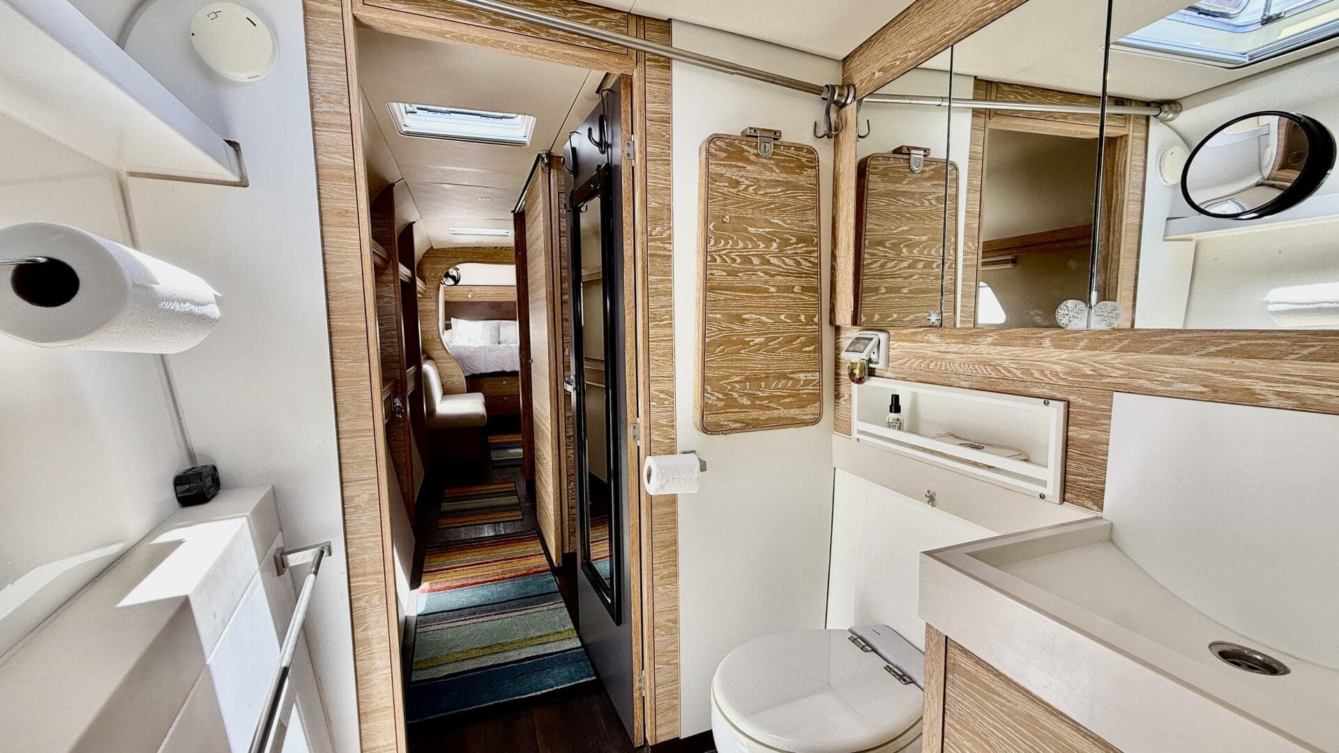 2017 Xquisite Yachts X5