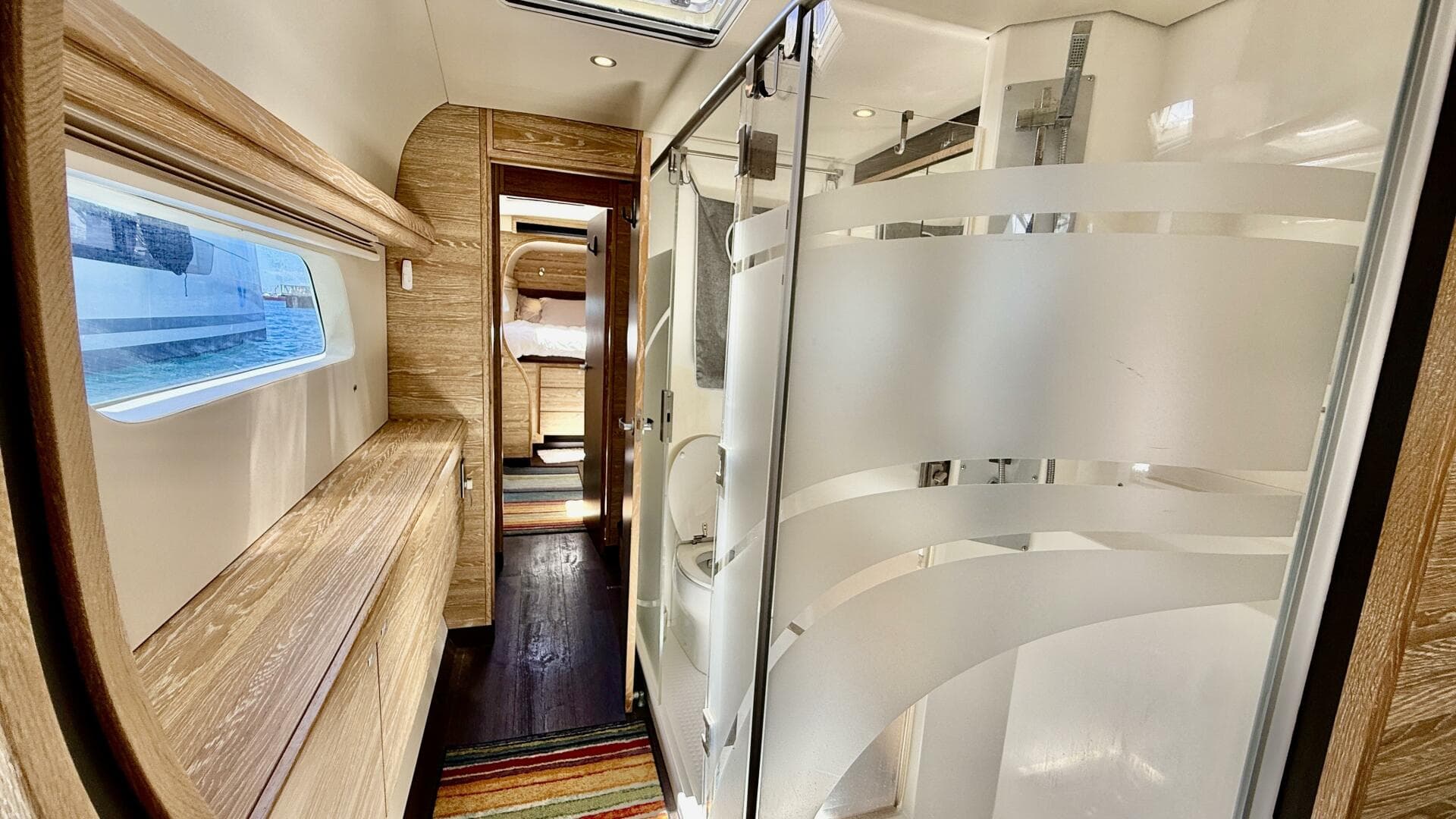 2017 Xquisite Yachts X5