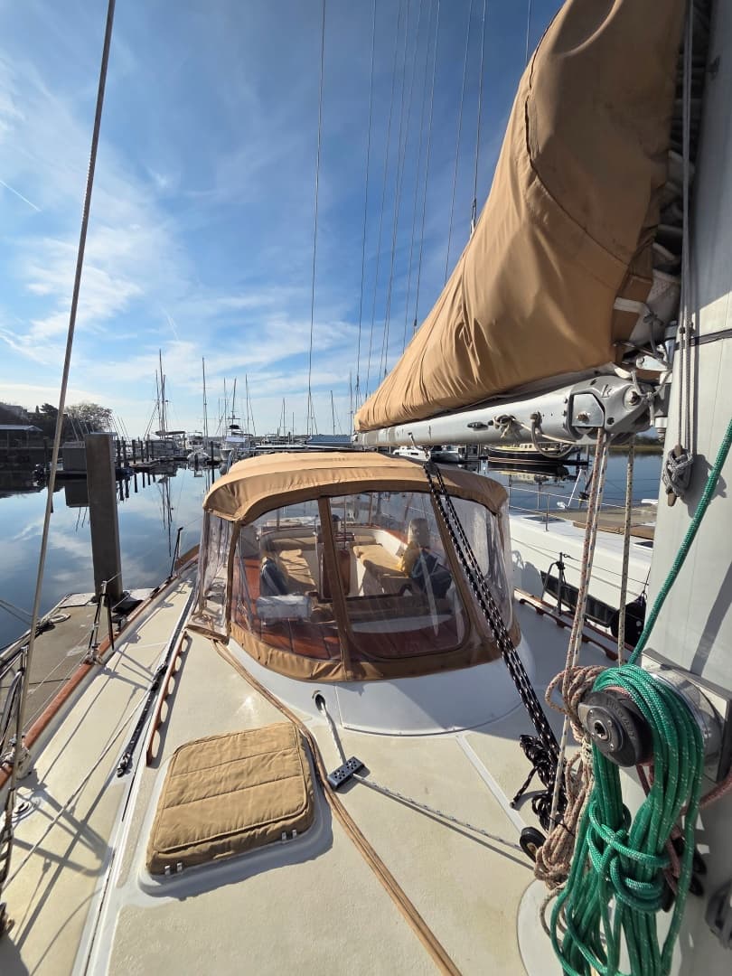 1985 Endeavour 51