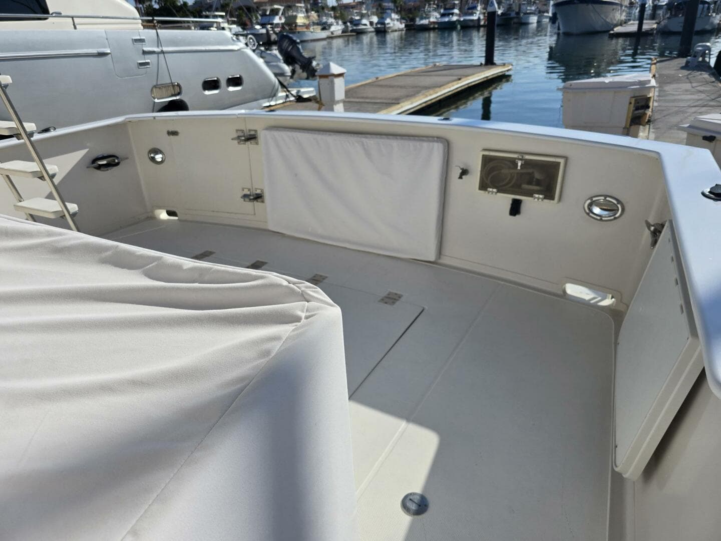 1989 Offshore Yachts 48 Sedan