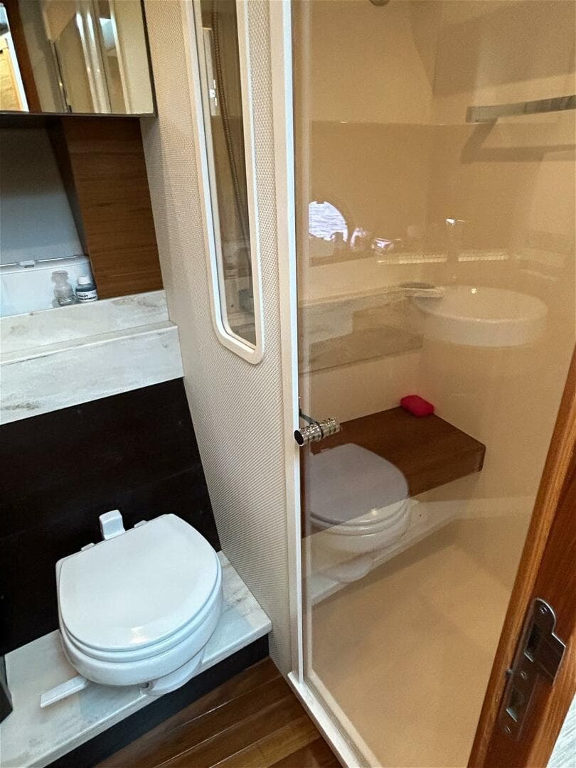 2017 Tiara Yachts C39 Coupe