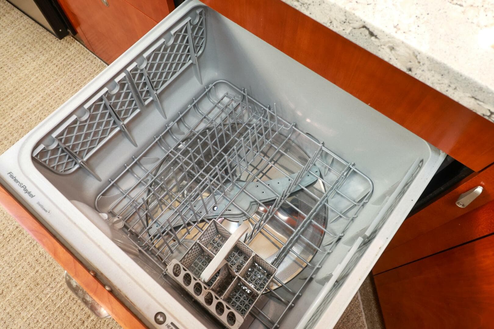 2007 Cruisers 520 Express