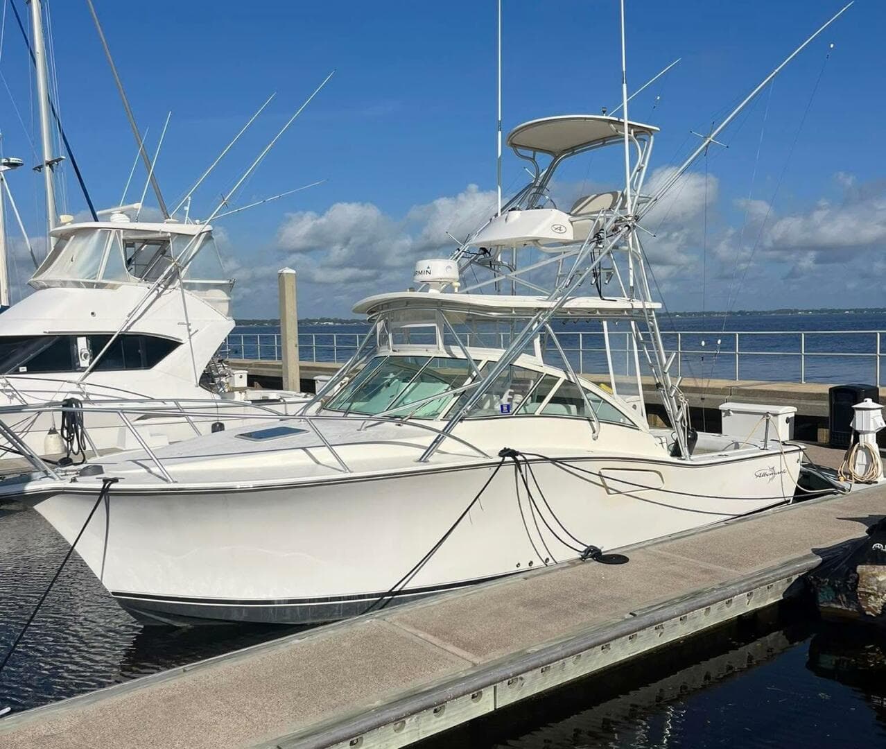 2005 Albemarle 310 Sport Fisherman
