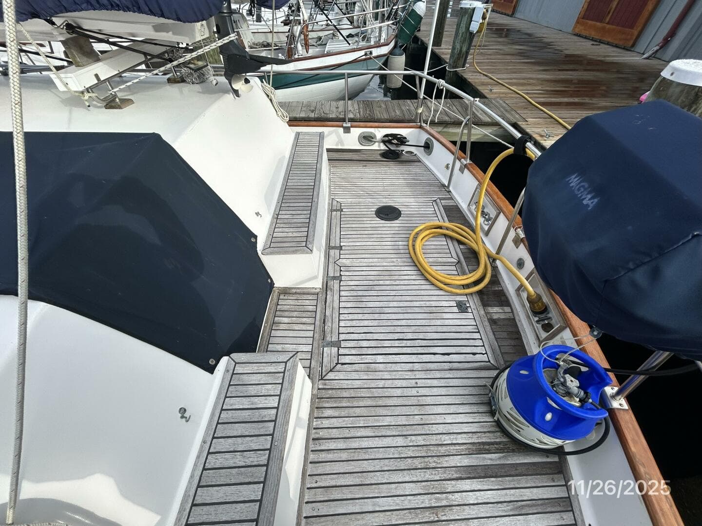 42' Grand Banks aftdeck starboard