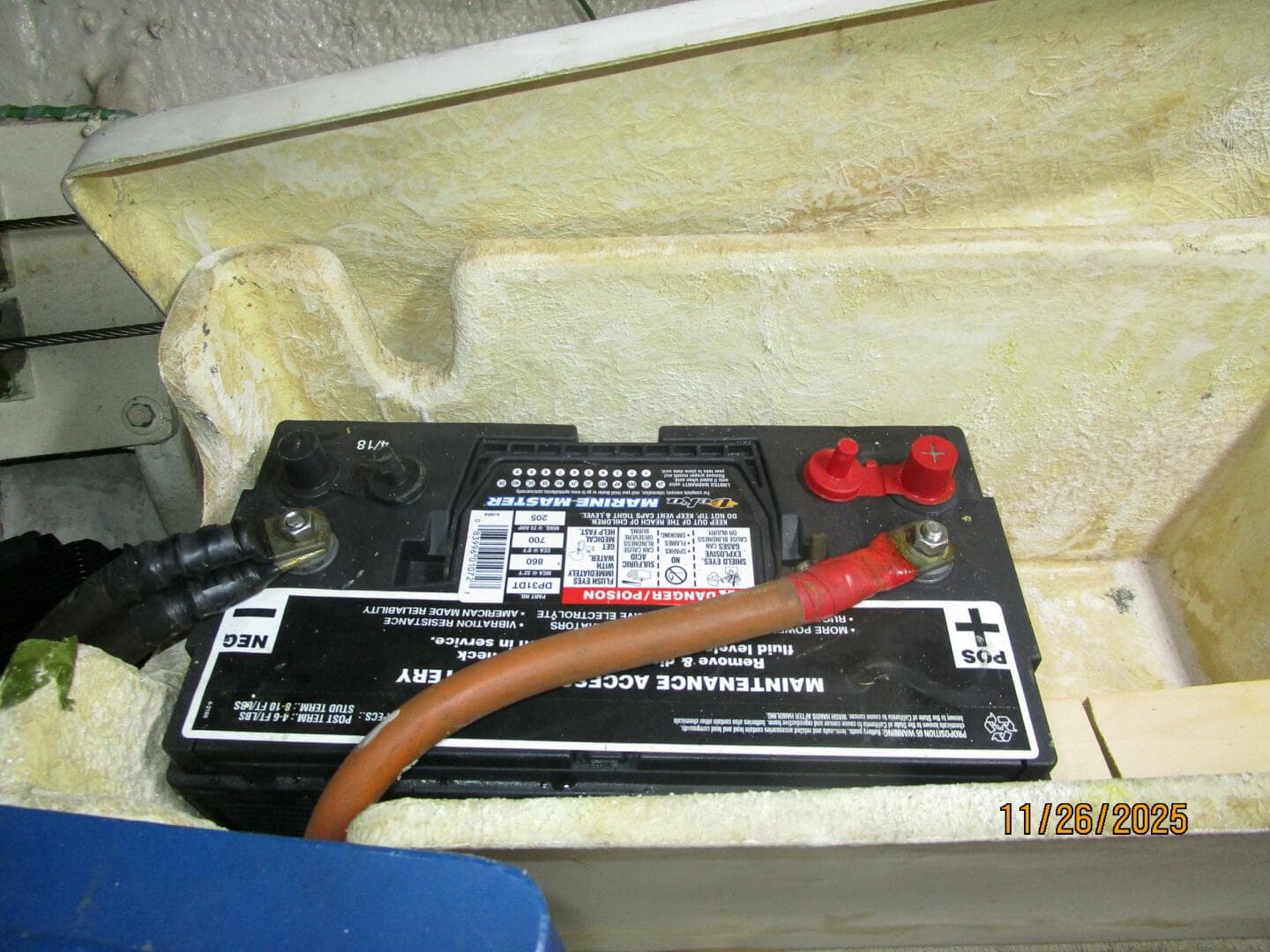 42' Grand Banks battery bank6