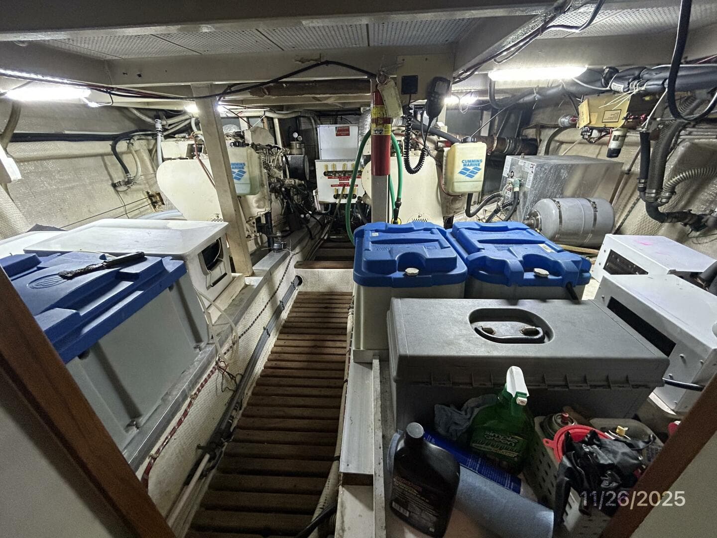 42' Grand Banks engine room aft