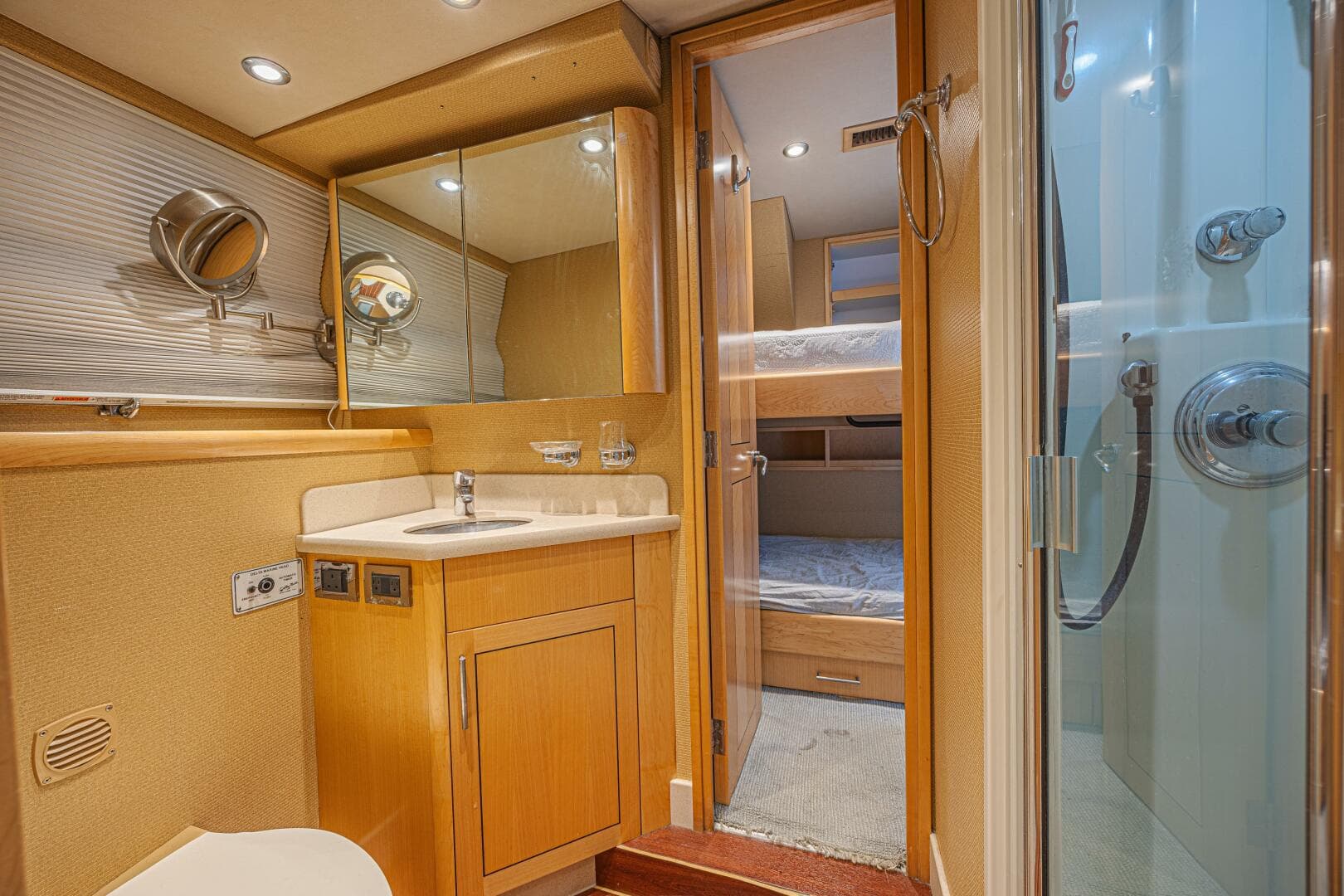 2011 Westport 112