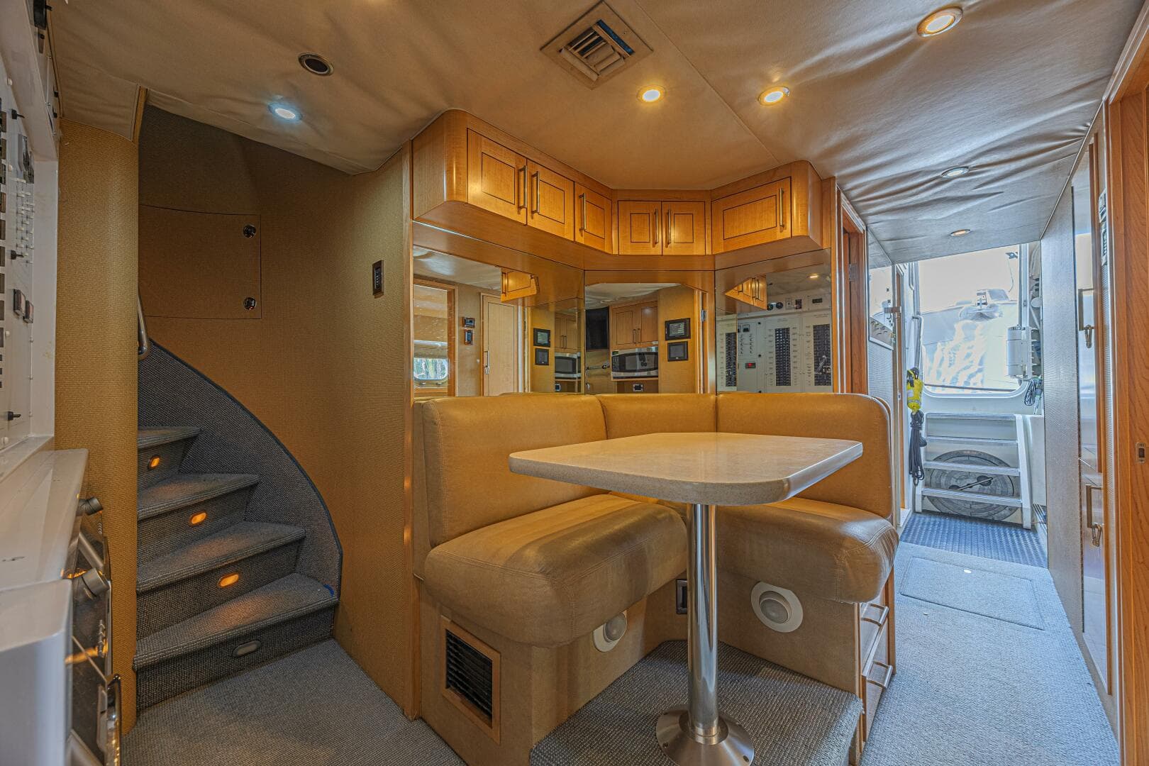2011 Westport 112