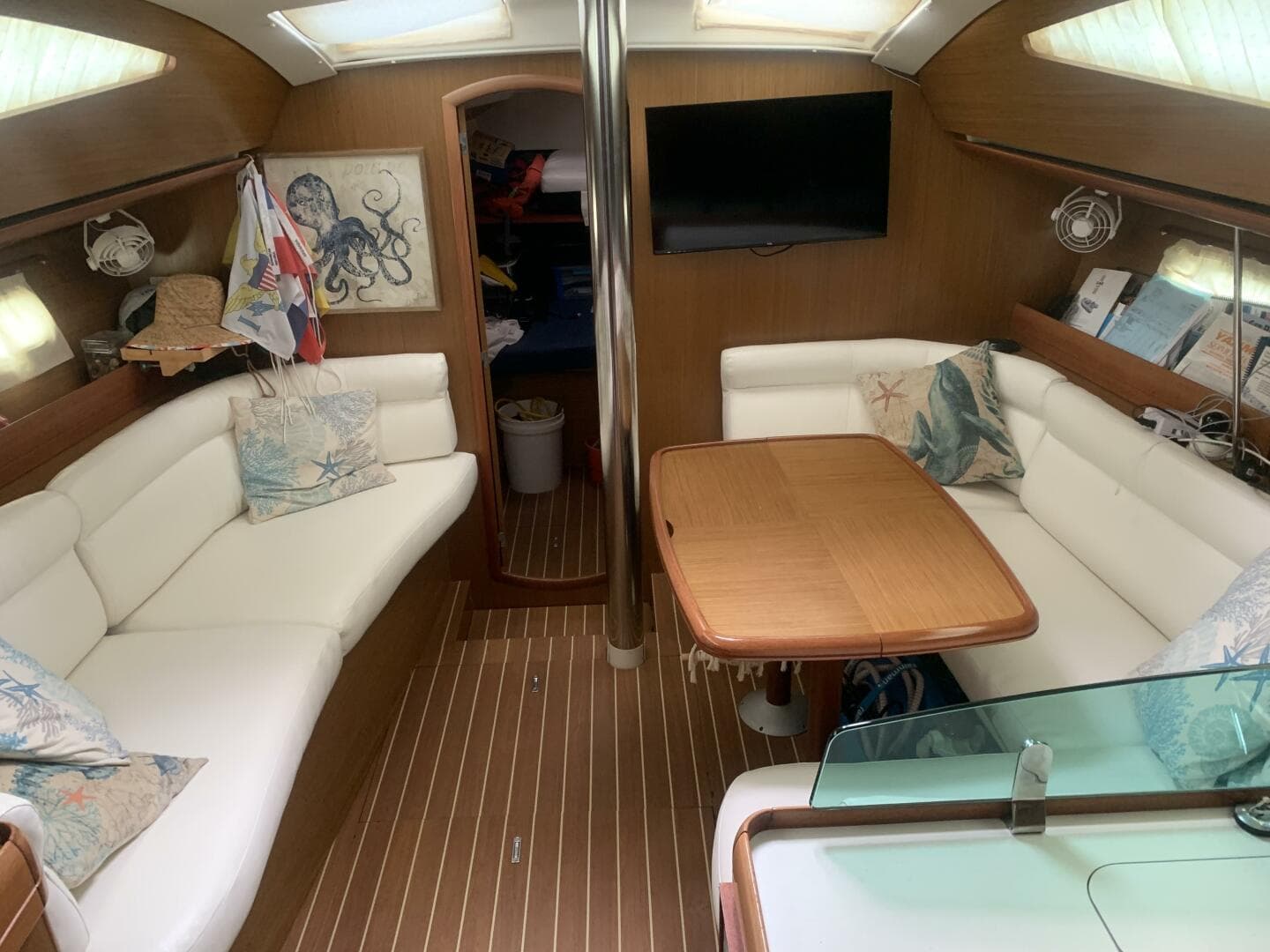2007 Jeanneau 42DS