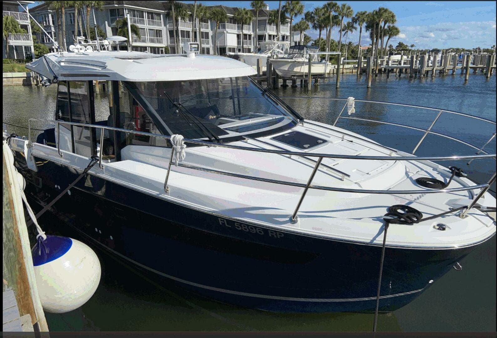 2018 Jeanneau NC 895