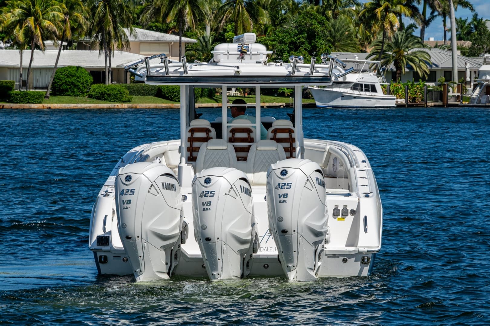 2020 Everglades 395 Center Console