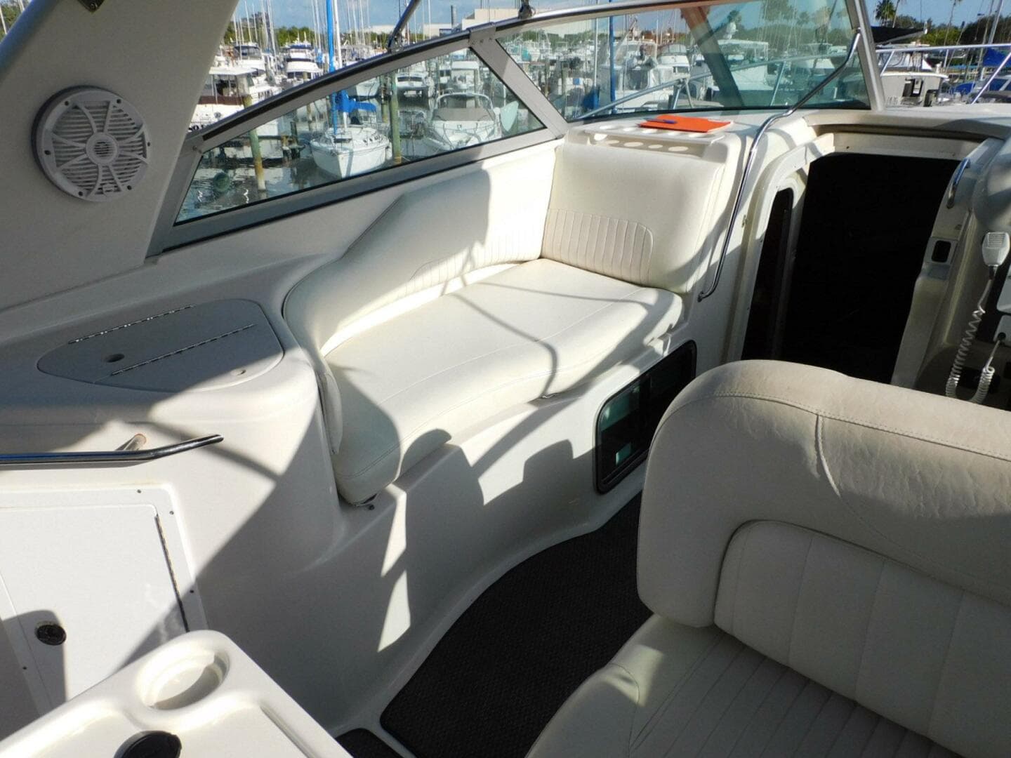 2006 Monterey 302 Sport Cruiser