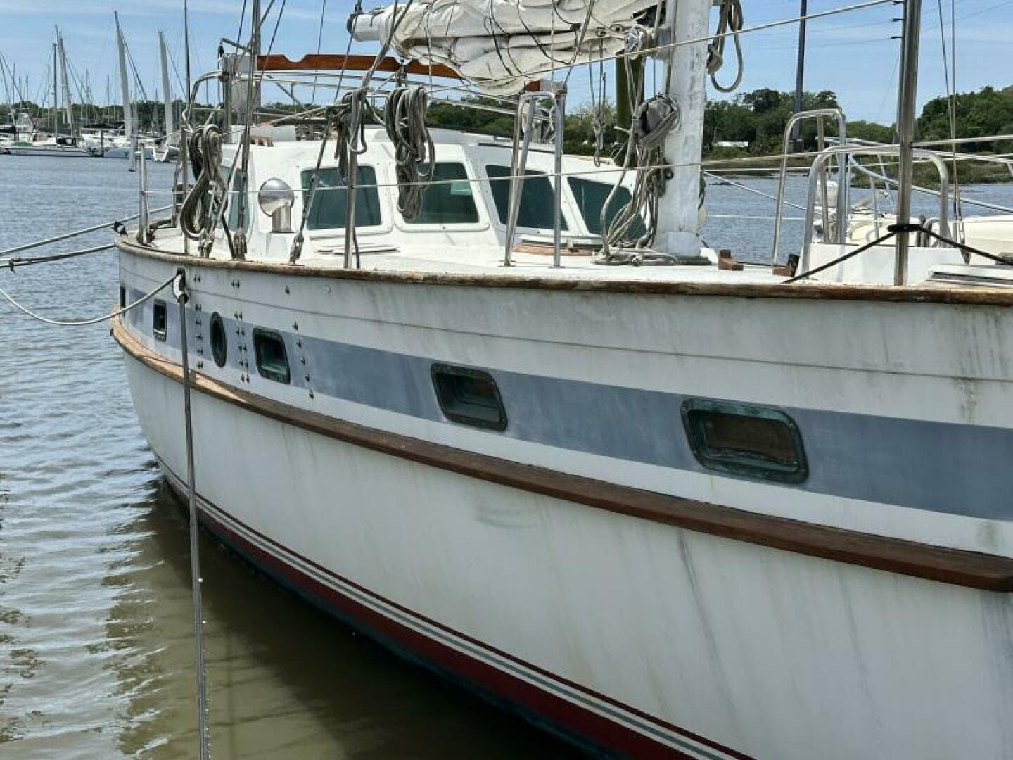 1982 Oceanic Pilothouse 43