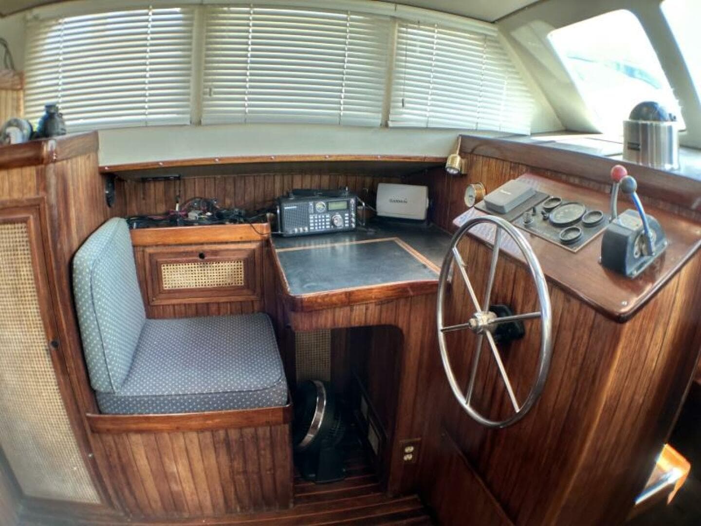 1982 Oceanic Pilothouse 43