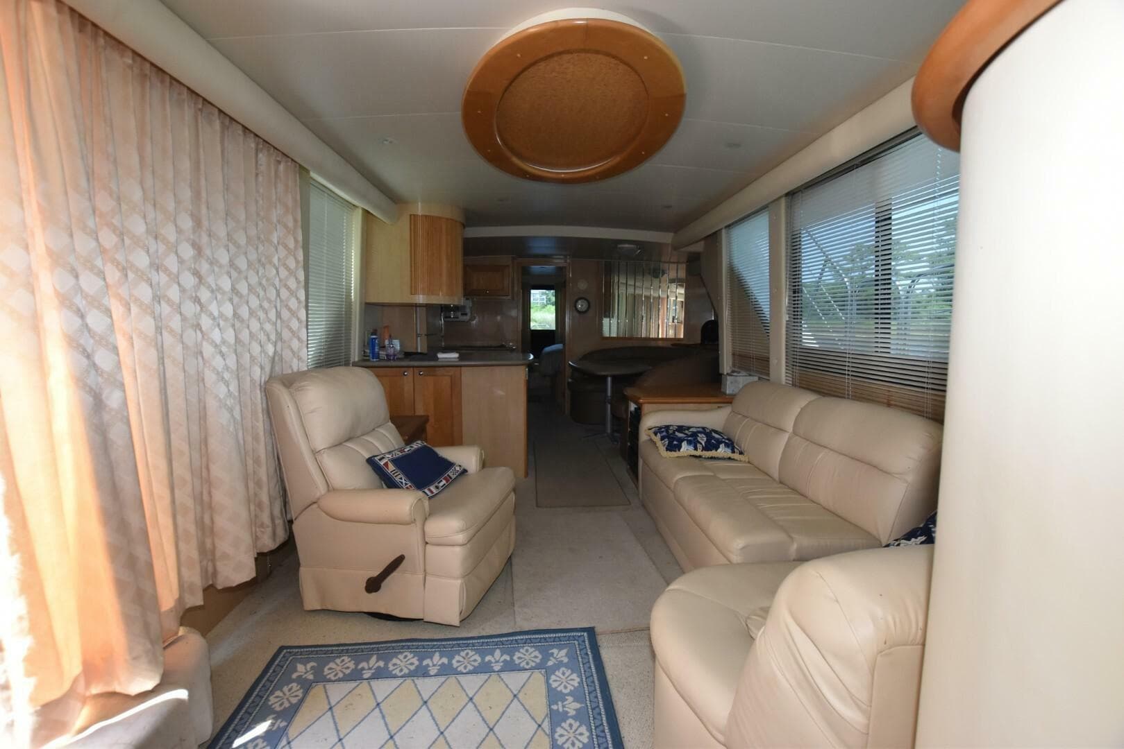 2005 Bluewater 5200
