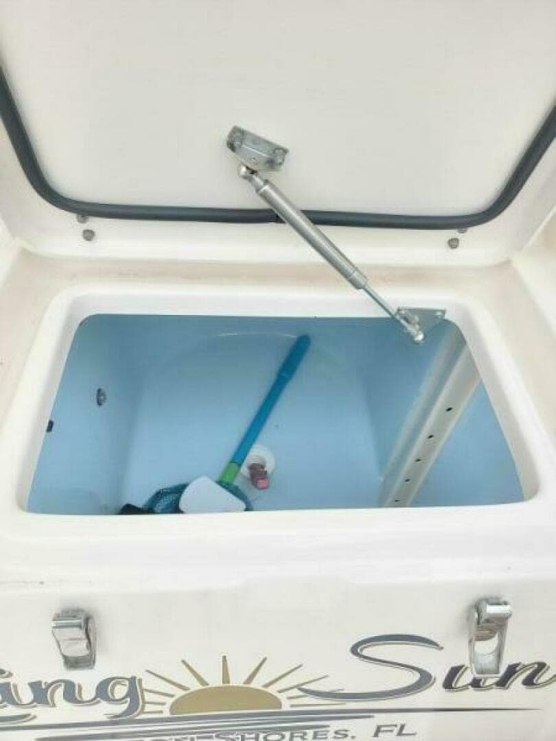 2018 Grady-White 330 Express