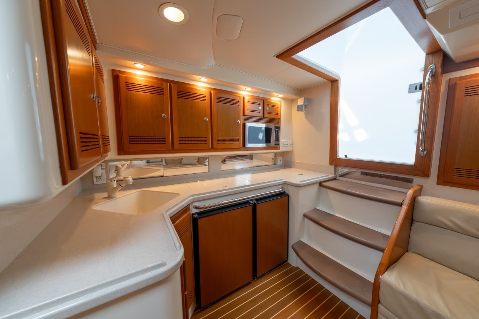 2002 Cabo 45 Express