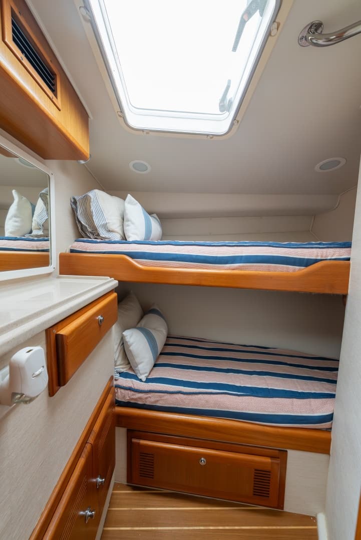 2002 Cabo 45 Express